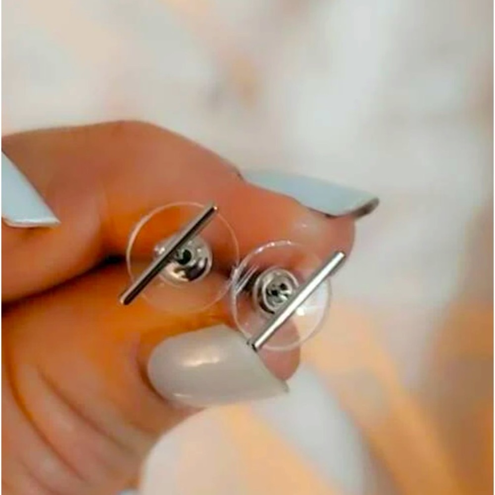 Minimalistic [SILVER] Simple Modern Bar Stud Set | 2 Pairs! - Picture 8 of 11